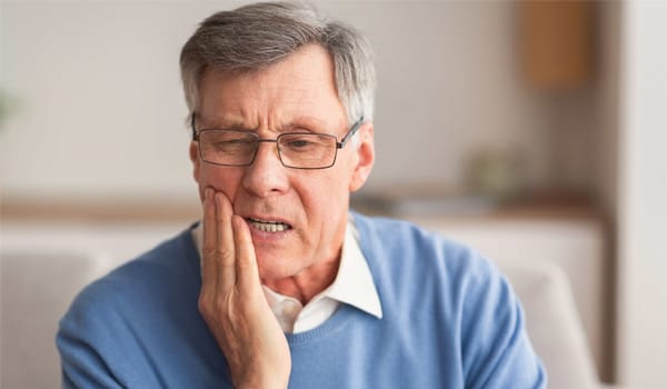 Toothache in Palm Springs